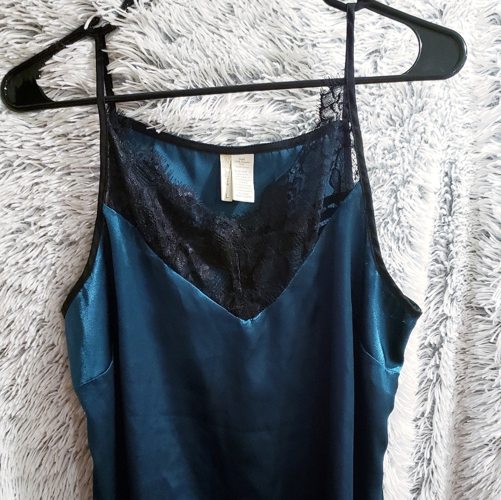 Ladies Chemise - Picture 8 of 8